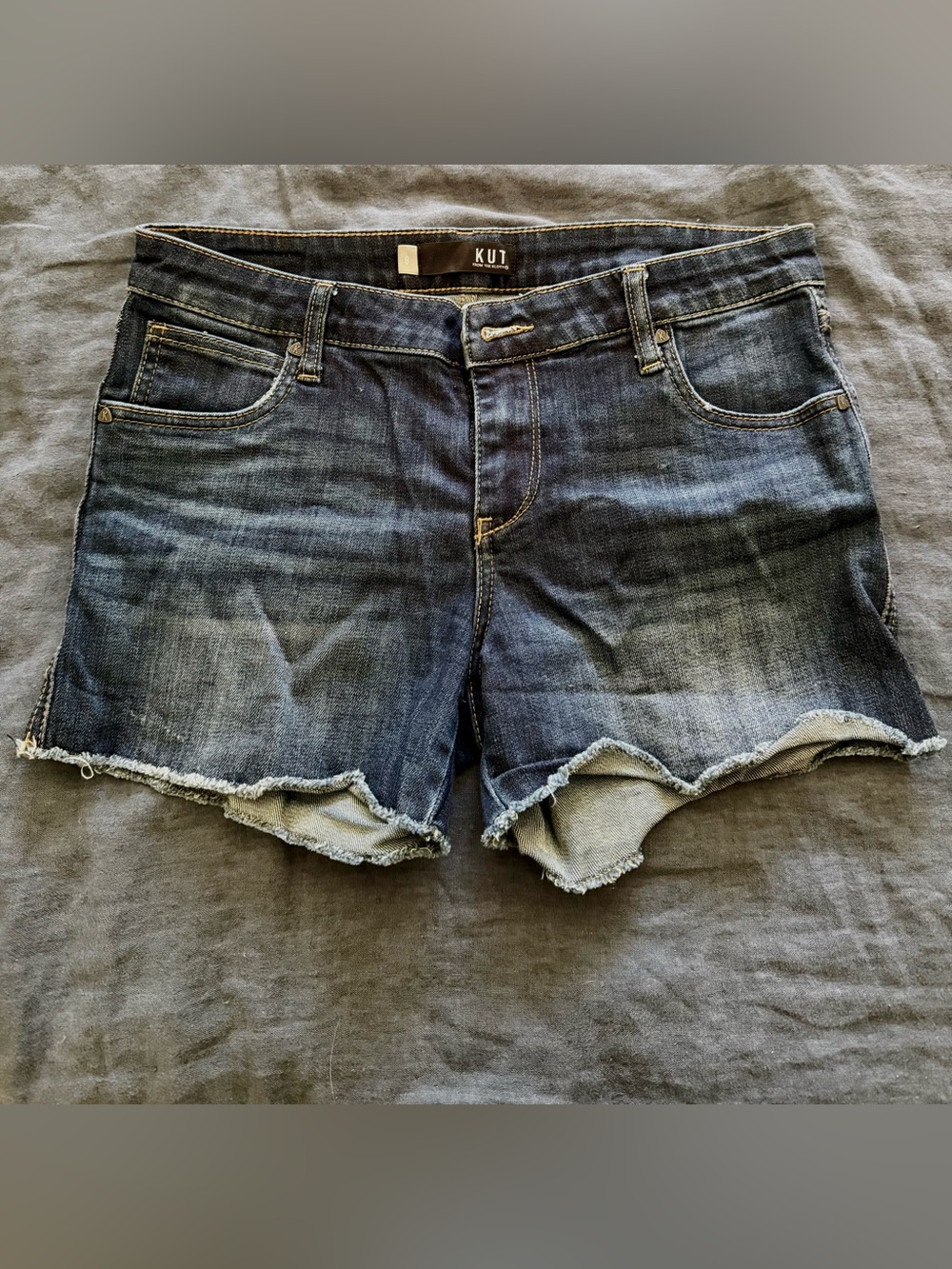 Fray jean shorts